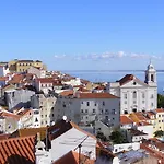Alfama Unique & Romantic Studio By Lovelystay